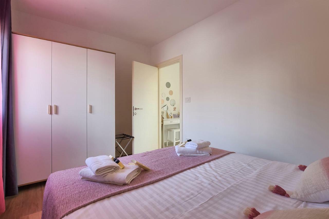 Apartment New Cozy Nico 2+1 Pula